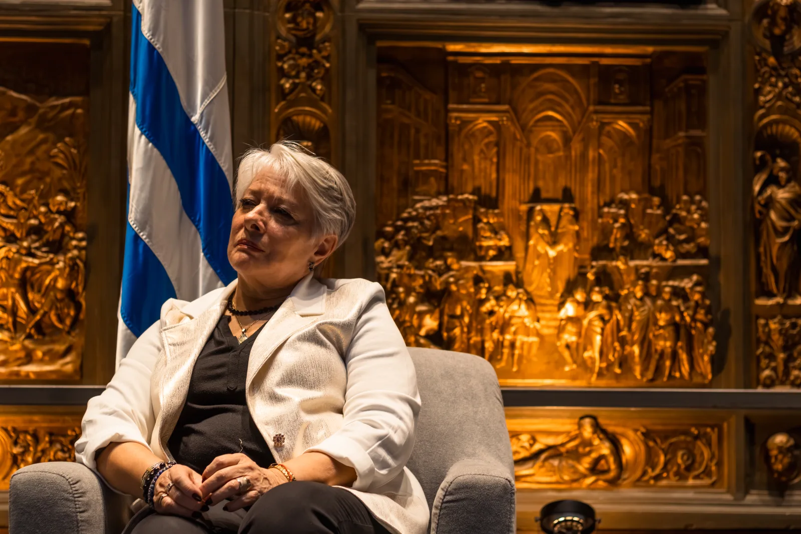 Estela Ovelar en una entrevista